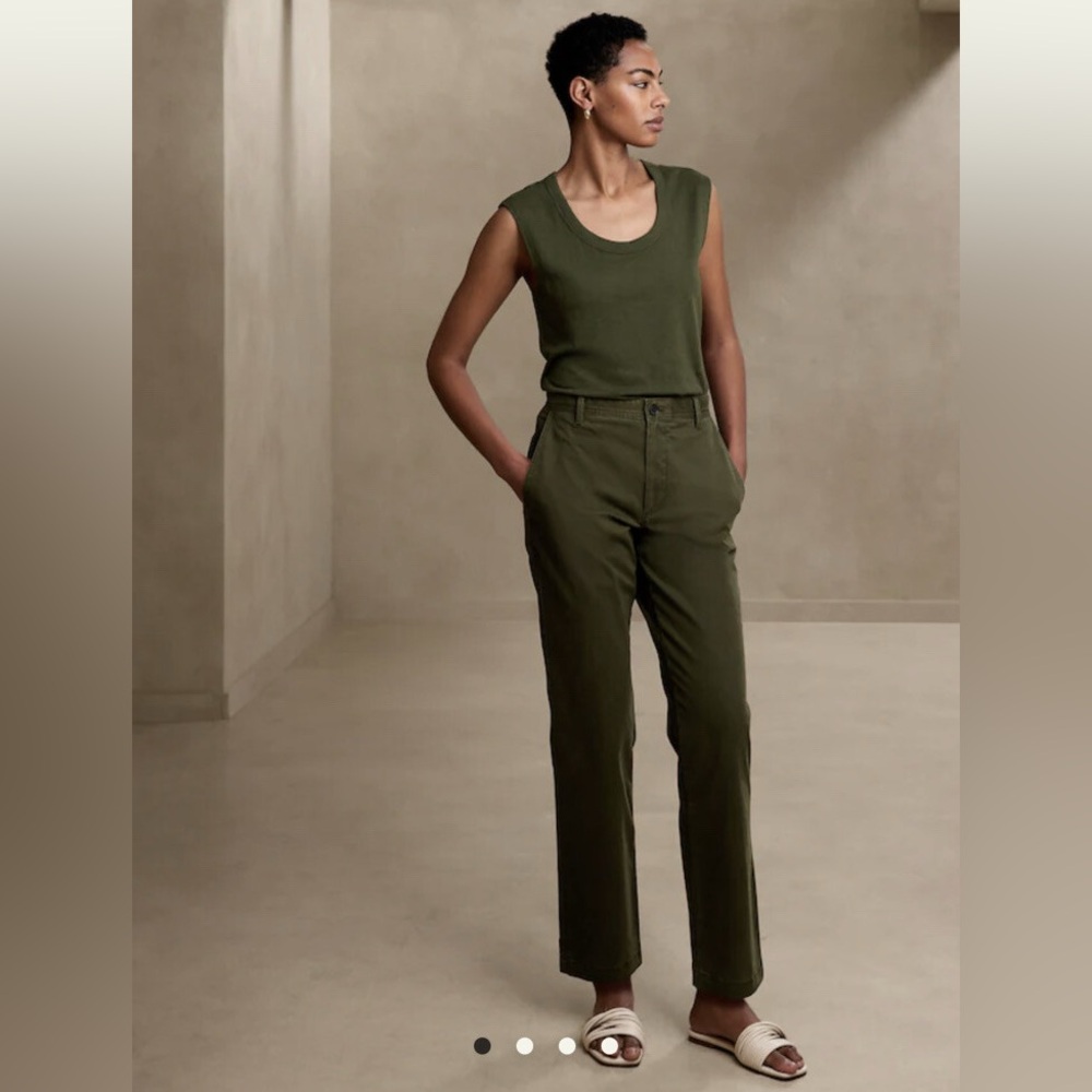 Banana Republic High Rise Authentic Chino Desert Thyme Green Sz 8